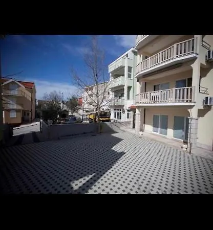 Apartment Buljubasic *